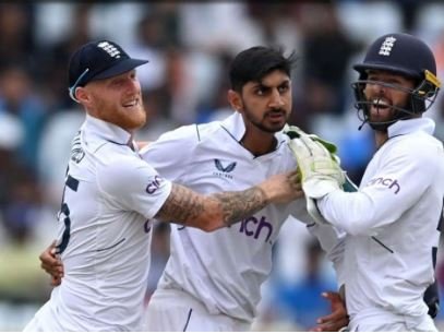 Joe Root and Shoaib Bashir’s Stellar Century Propels England Towards Victory in the 4th Test