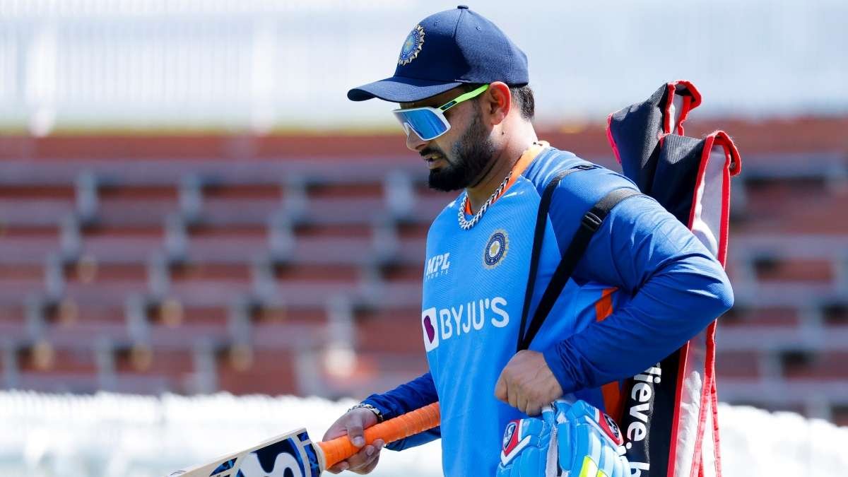 Rishabh Pant Returns to Training with Match-Simulation Drills in Bengaluru for IPL 2024