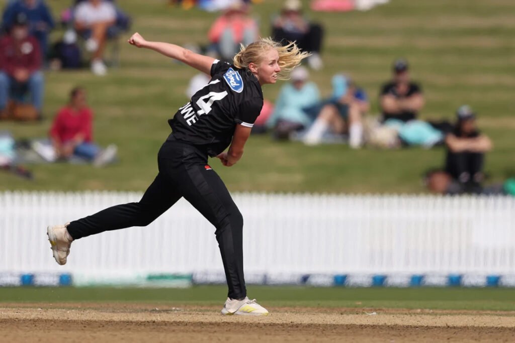 Sophie Devine’s Spectacular Century Leads New Zealand to Victory In The 3rd Odis