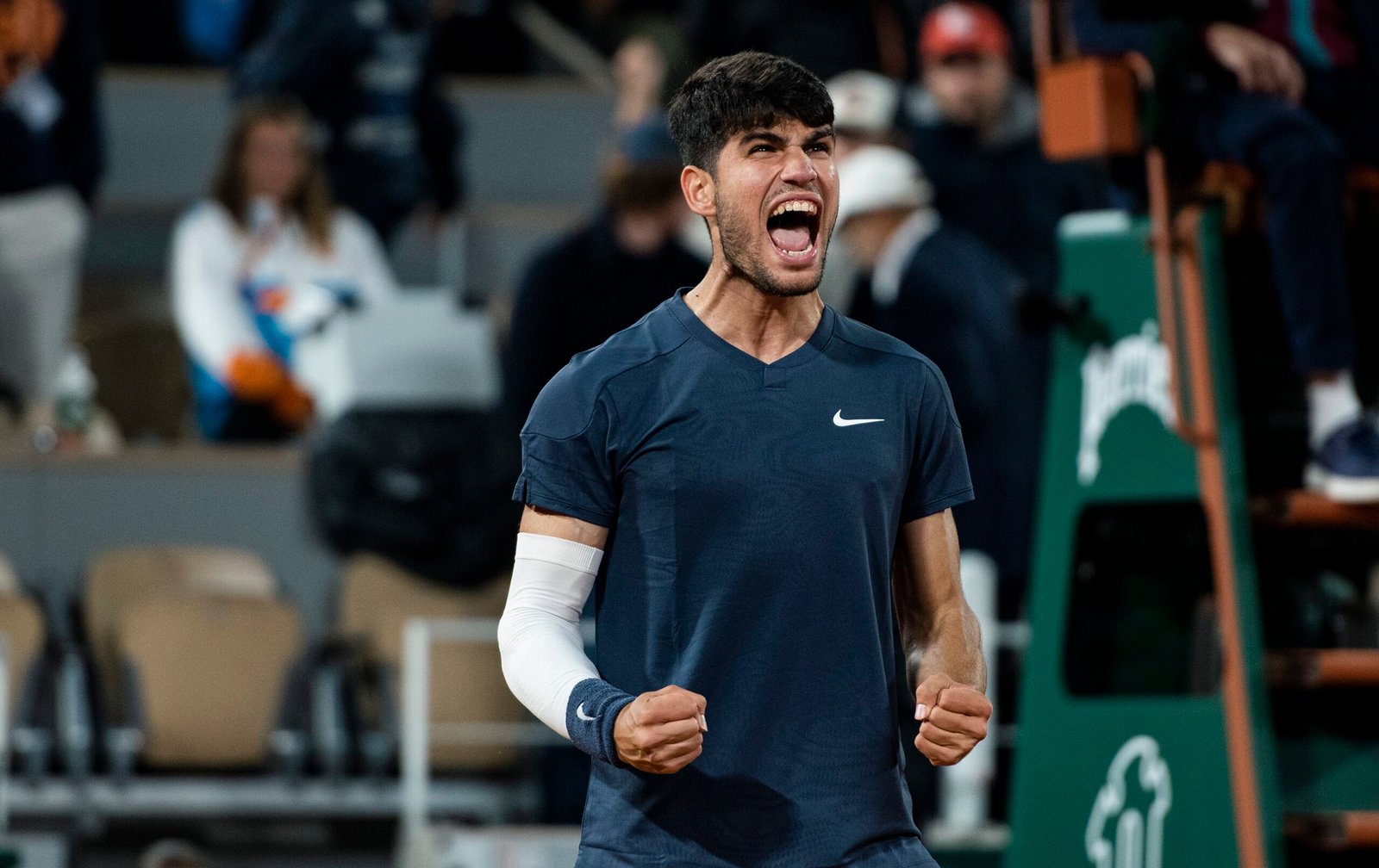 Carlos Alcaraz Advances to 4th Round at Roland Garros with Victory over Sebastian Korda