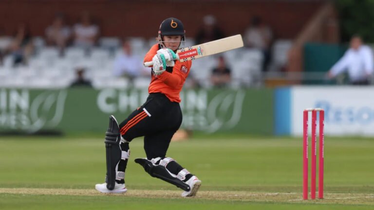 Beaumont and Bryce Propel The Blaze to Charlotte Edwards Cup 2024 Finals with Victory Over Sparks
