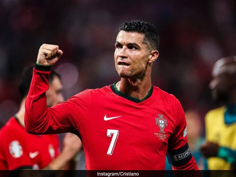 Cristiano Ronaldo Poised to Reach 1 Billion Social Media Followers