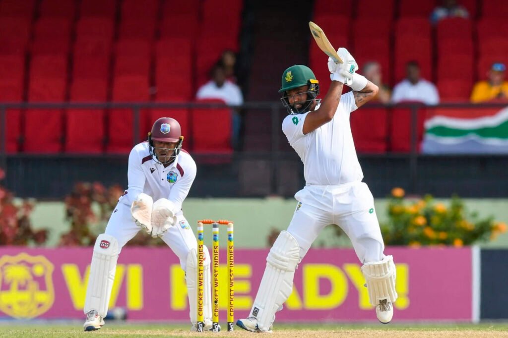 Mulder and Burger Dominate as 17 Wickets Fall on Day 1 in Guyana