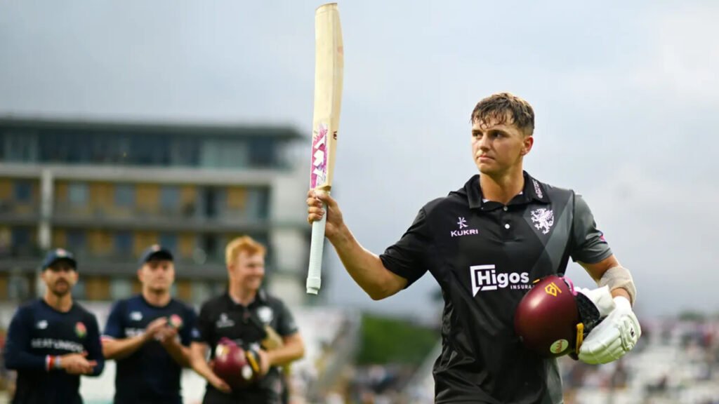 Aldridge and Thomas Propel Somerset to Dominant 8 Wickets Victory Over Lancashire