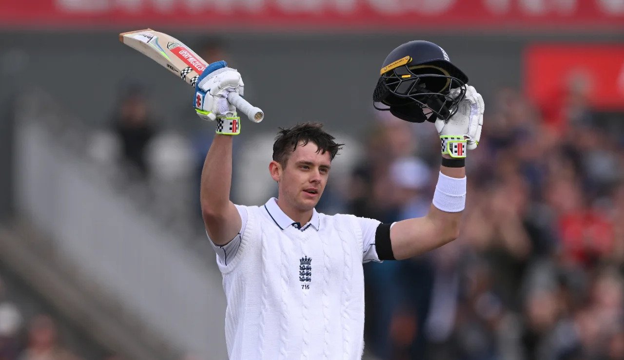 England Tightens Grip as Jamie Smith’s Maiden Century and Woakes’ Swing Dominate Sri Lanka on Day 3