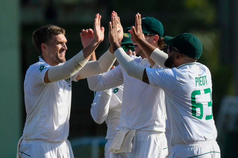 Mulder and Burger Dominate as 17 Wickets Fall on Day 1 in Guyana