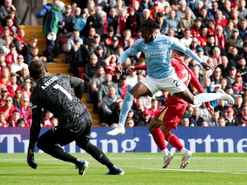 Liverpool Shocked by Nottingham Forest 0-1, Erling Haaland Shines in Manchester City Victory