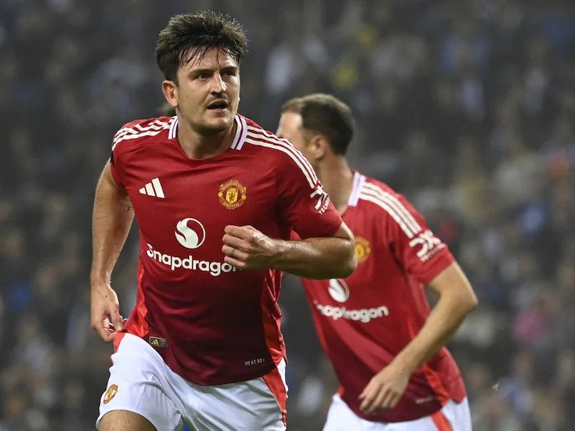 91st-Minute Heroics by Harry Maguire Save Manchester United; Bruno Fernandes Sent Off