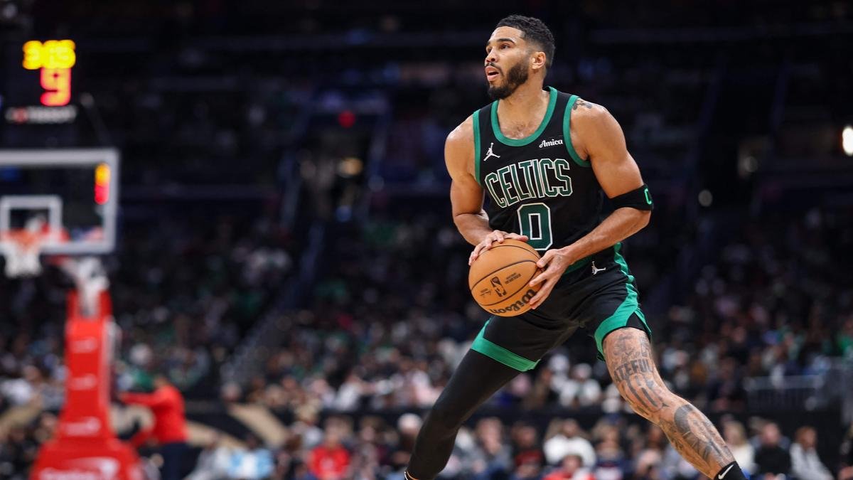 Boston Celtics Dominate Washington Wizards: Brown and Tatum Shine in 122-102 Victory